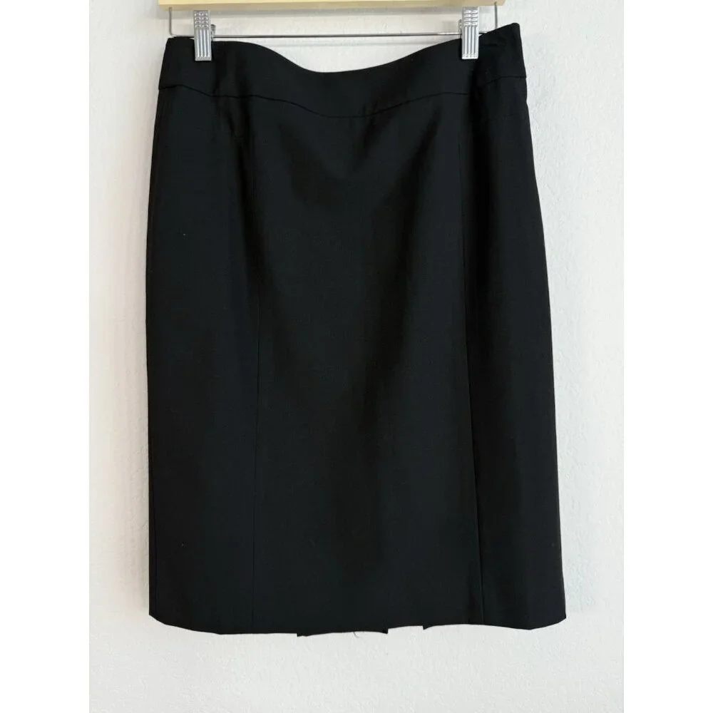 Ann Taylor‎ Loft Back Pleated Skirt Women’s Side Zip Knee Length Size 4 Black